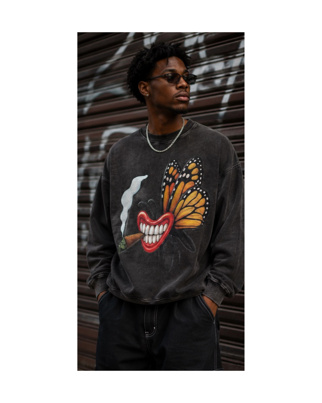 Sweatshirt
